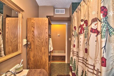 1253 Center St, Nanticoke, PA 18634 - photo 7