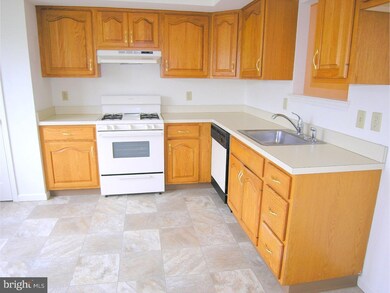 2802 Knoll Way, Reading, PA 19608 - photo 2