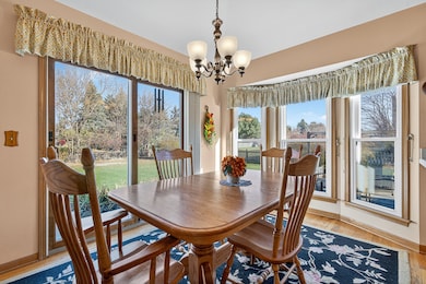 3610 Lakeview Dr, Algonquin, IL 60102 - photo 4