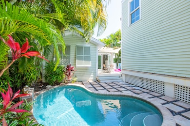 1124 Seminary St, Key West, FL 33040 - photo 3