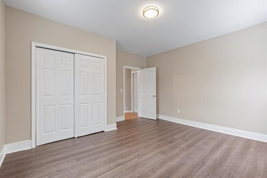 347 Spruce St unit 1, Manchester, NH 03103 - photo 5