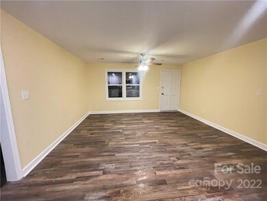 1240 Suncrest Ave, Statesville, NC 28677 - photo 3