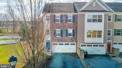 313 Latrobe Dr, Newark, DE 19702 - photo 2