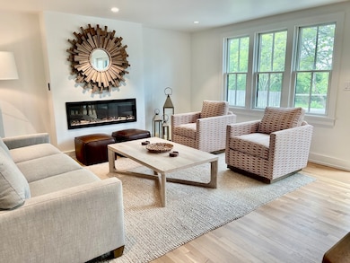 8 Burnt Swamp Ln, Nantucket, MA 02554 - photo 2