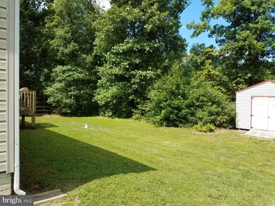 211 Leviticus Dr, Bunker Hill, WV 25413 - photo 6