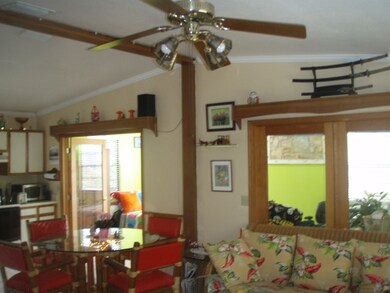 Kitchen/living area