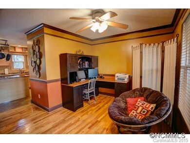 103 View Crest Ln, Asheville, NC 28806 - photo 5