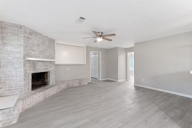 11411 Kirkvalley Dr, Houston, TX 77089 - photo 3