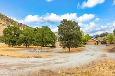 25900 Cumberland Rd, Tehachapi, CA 93561 - photo 4