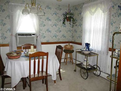 1811 Blakemore Rd, Richmond, VA 23225 - photo 5