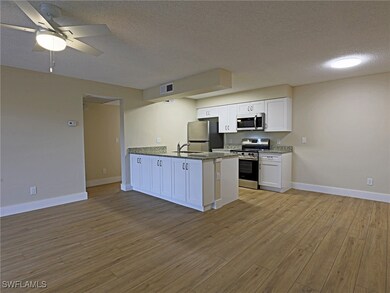 5311 Summerlin Rd unit 1111, Fort Myers, FL 33919 - photo 2