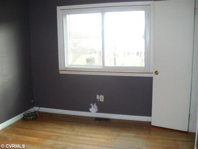 617 Roberson St, Petersburg, VA 23805 - photo 7