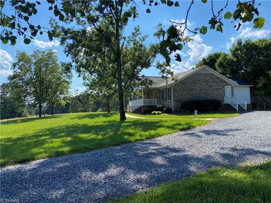 4206 Thornburg Farm Trail, Asheboro, NC 27205 - photo 5