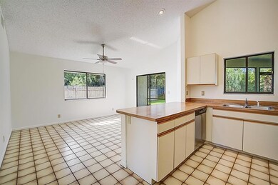 22714 Pickerel Cir, Boca Raton, FL 33428 - photo 5