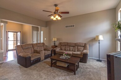 3903 Snow Leopard Dr Columbia, MO 65202