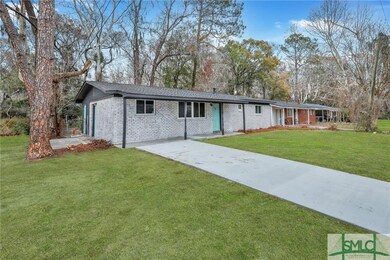 1902 E 56th St, Savannah, GA 31404 - photo 4