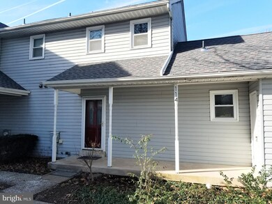 114 Solway Cir, Chalfont, PA 18914 - photo 2