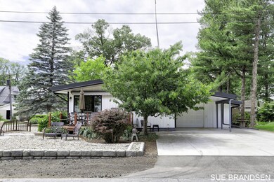 7-web-or-mls-1961-lake-st