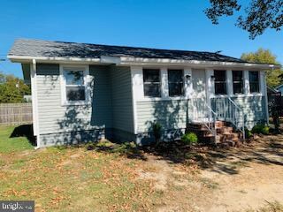 244 F St, Penns Grove, NJ 08069 - photo 2