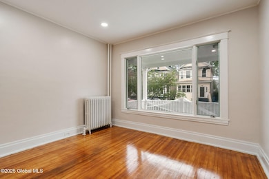 48-web-or-mls-18-bertha-st