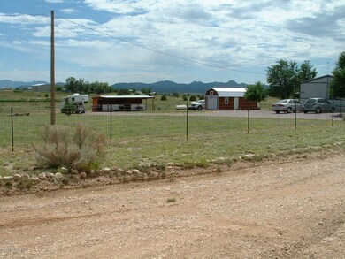 26200 N Catalina St, Paulden, AZ 86334 - photo 2