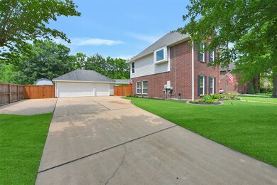 1010 Applewood Dr, Friendswood, TX 77546 - photo 3