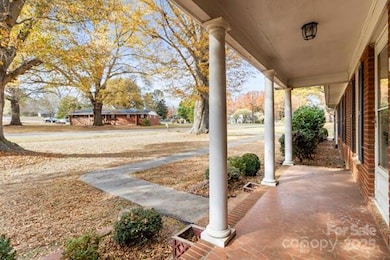 202 Fieldcrest Dr, Stanley, NC 28164 - photo 3