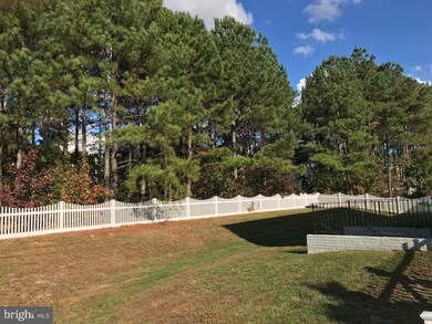 23398 Larkspur St, California, MD 20619 - photo 3