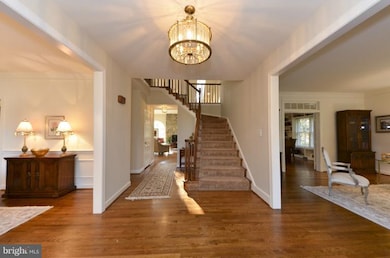 2009 Spring Branch Dr, Vienna, VA 22181 - photo 3