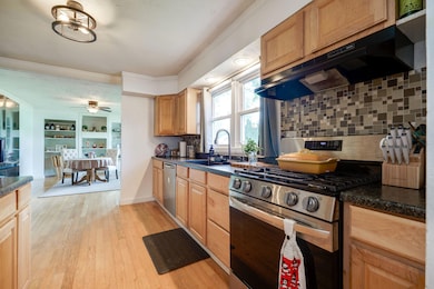 3-web-or-mls-238-kentucky-ave