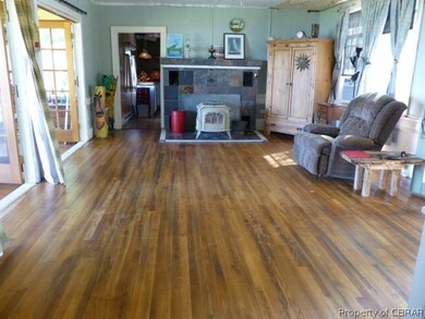 3065 Burt Ln, Hayes, VA 23072 - photo 2