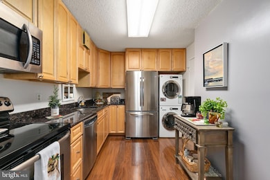 15101 Interlachen Dr unit 416, Silver Spring, MD 20906 - photo 5