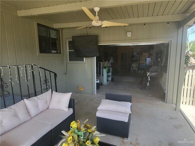 926 Citrus Dr, Alamo, TX 78516 - photo 4