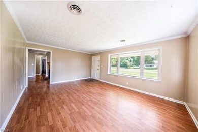 18437 New Kent Hwy unit A, Barhamsville, VA 23011 - photo 5