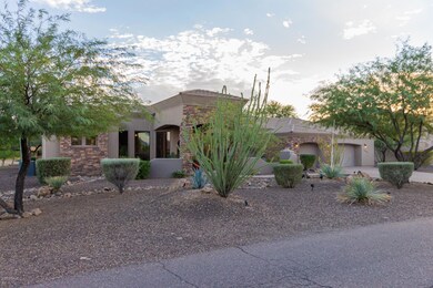 Stunning acre lot in north Phoenix.