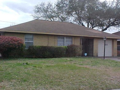 3056 Briarwick Ln, Houston, TX 77093 - photo 3