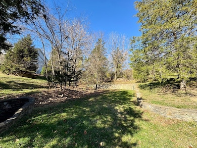 6163 Sheed Rd, Cincinnati, OH 45247 - photo 4