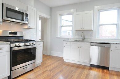 120 Farwell St unit 1, Newtonville, MA 02460 - photo 4
