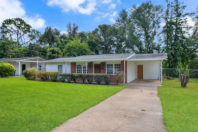 1737 Atkamire Dr, Tallahassee, FL 32304 - photo 2