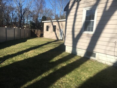 9 Arlington Ave, Westport, MA 02790 - photo 3