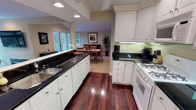 31 Catamount Rd unit 4A, Hartford, VT 05001 - photo 4