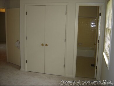 555 Lennox Dr, Fayetteville, NC 28303 - photo 6