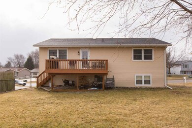 1619 Aspen Dr, Waterloo, IA 50701 - photo 3