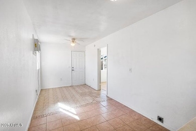 414 1/2 W 9th ST, Casa Grande