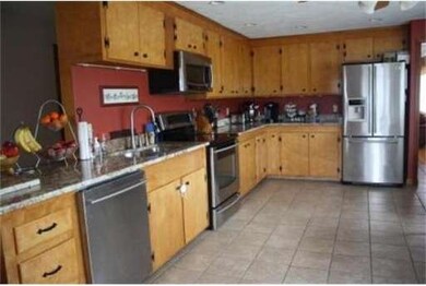 324 Blackmer Rd, Southbridge, MA 01550 - photo 3