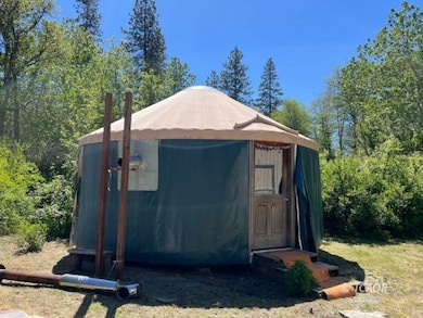 21' Diameter Pacific Valley Yurt