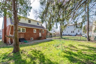 41 N 15th St, Hawthorne, NJ 07506 - photo 2