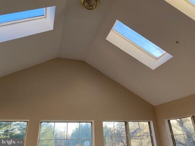 1303 Merganser Ct, Upper Marlboro, MD 20774 - photo 6