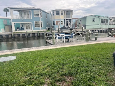 2064 Nettles Blvd, Jensen Beach, FL 34957 - photo 2