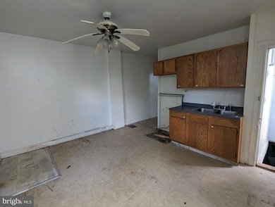 719 E 41st St, Baltimore, MD 21218 - photo 7